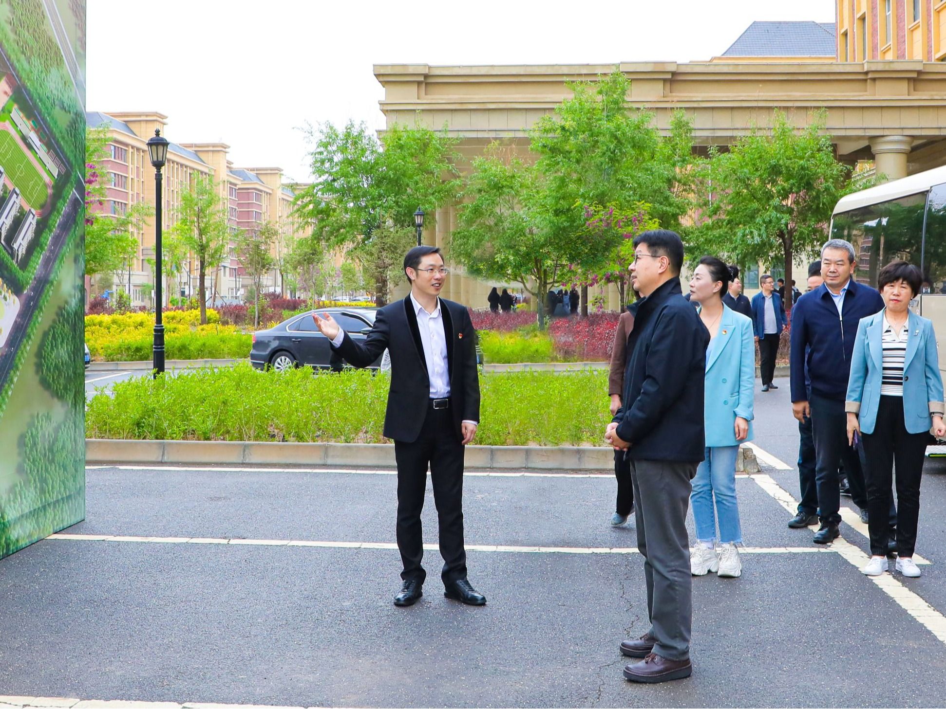 甘肃省委常委、副省长张锦刚莅临英国上市公司官网365调研指导工作